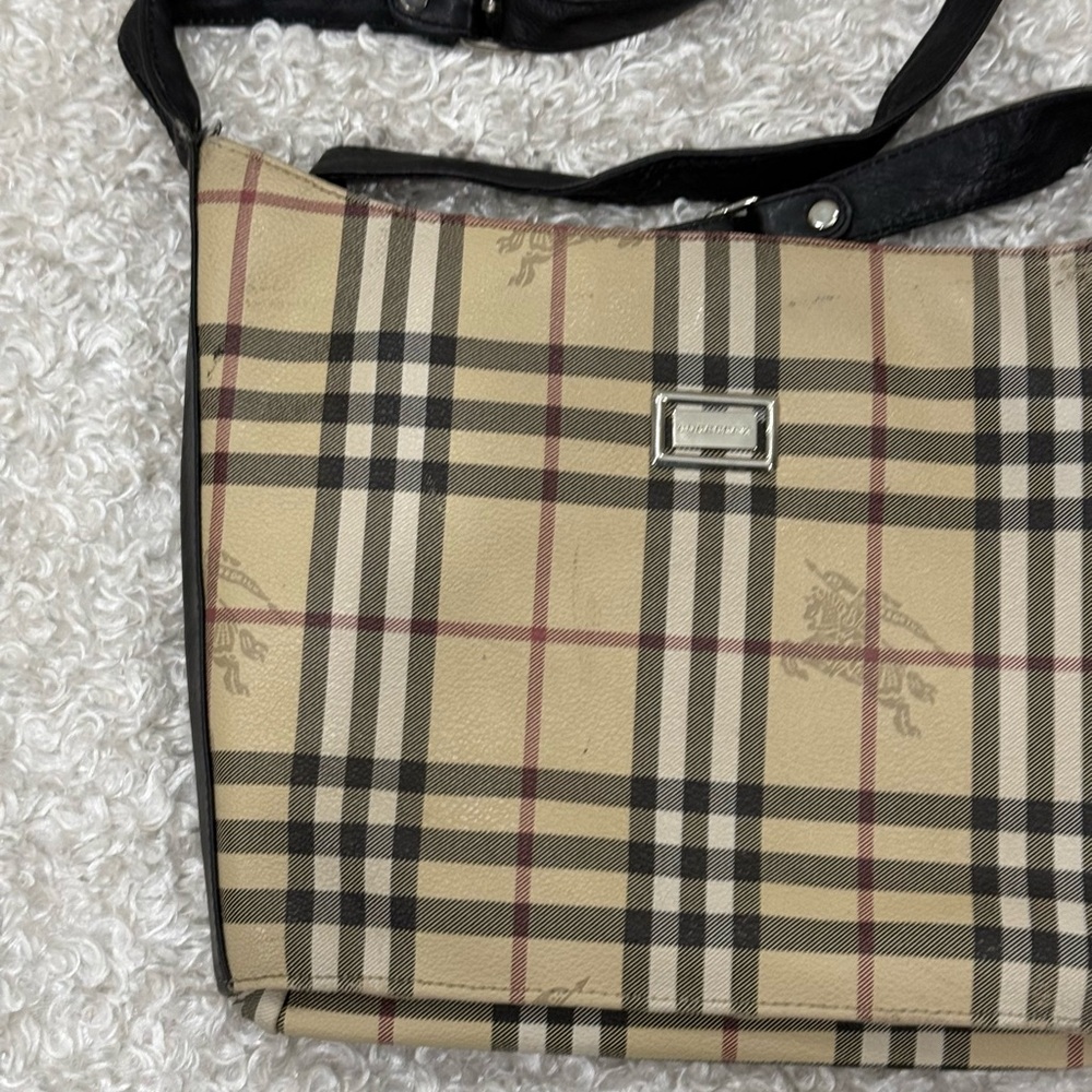 Burberry Checkered Shoulder Bag - Picture 8 of 16